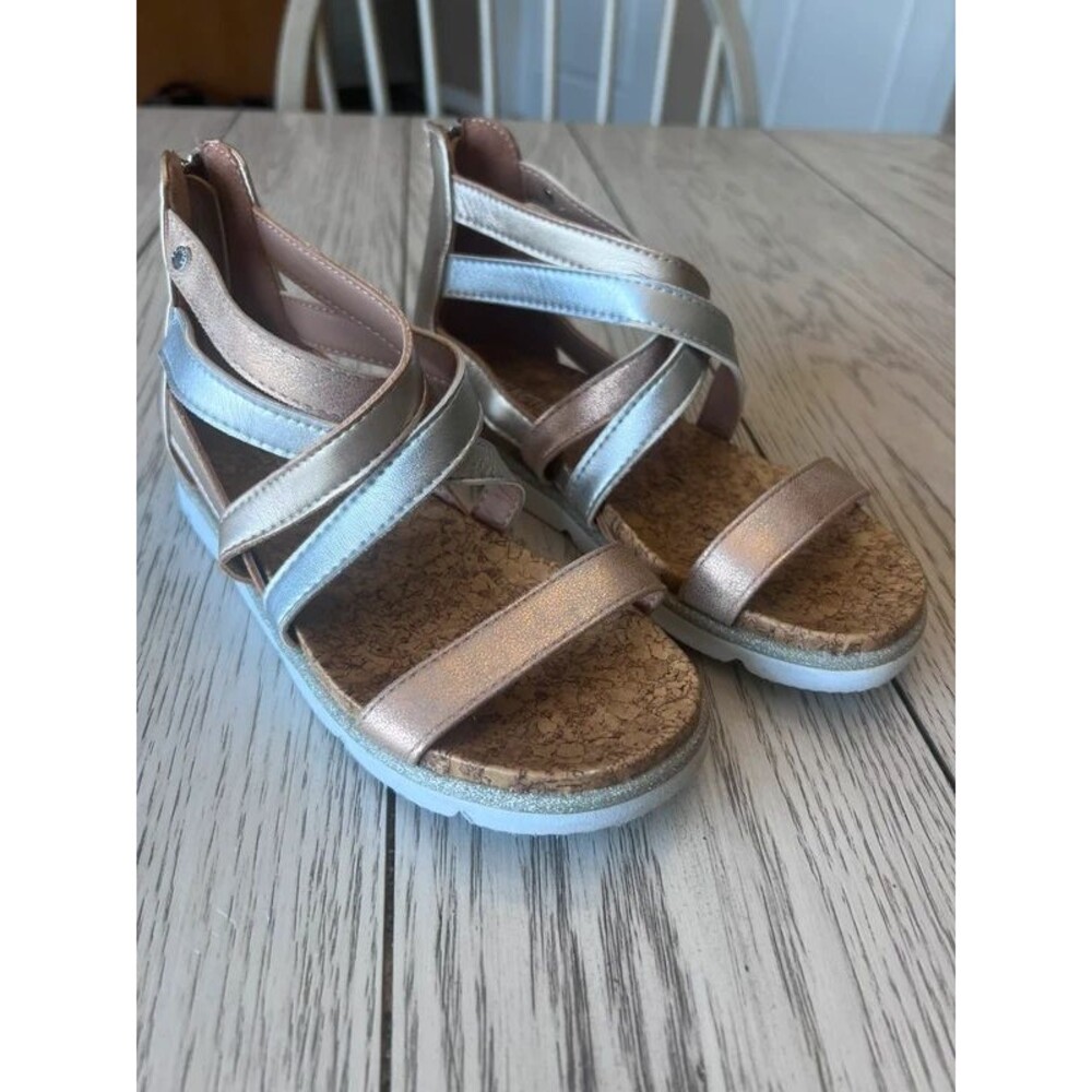 Kenneth Cole Girls Dress Sandals Gold Silver Youth Size 2